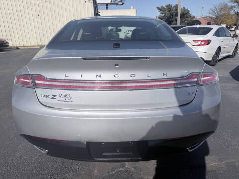 2016 Lincoln MKZ