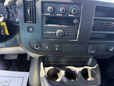 2023 GMC Savana 2500