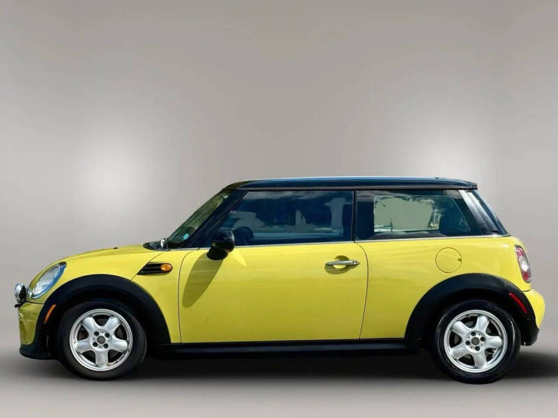 2011 MINI Cooper