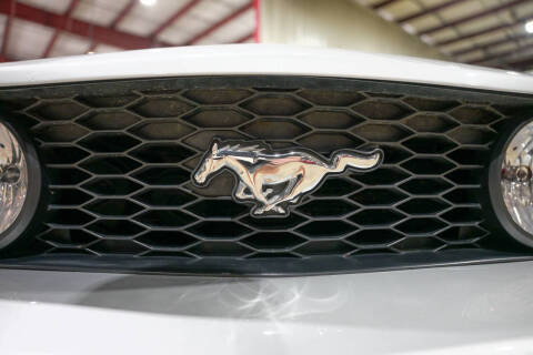 2005 Ford Mustang GT Premium