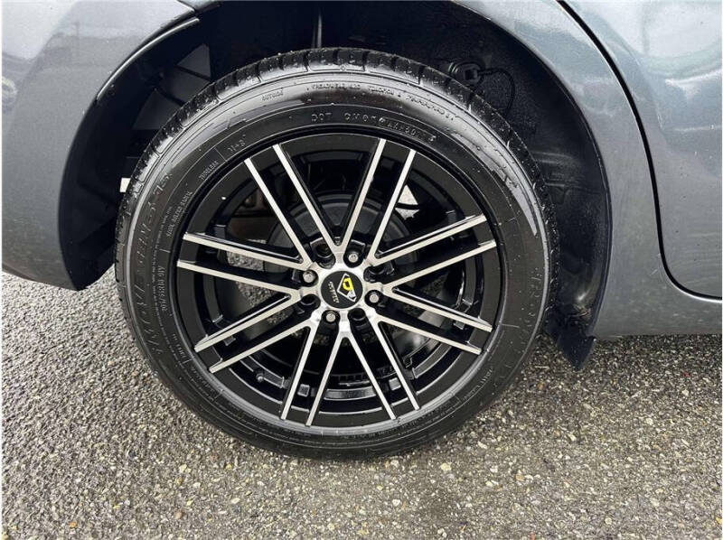 2017 Toyota Yaris iA