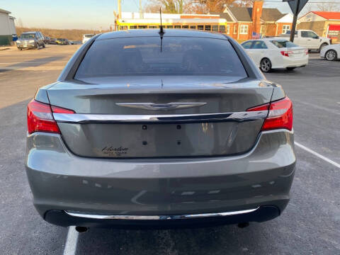 2013 Chrysler 200 Limited