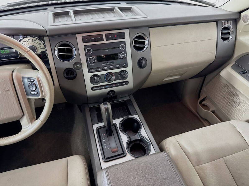 2013 Ford Expedition XLT