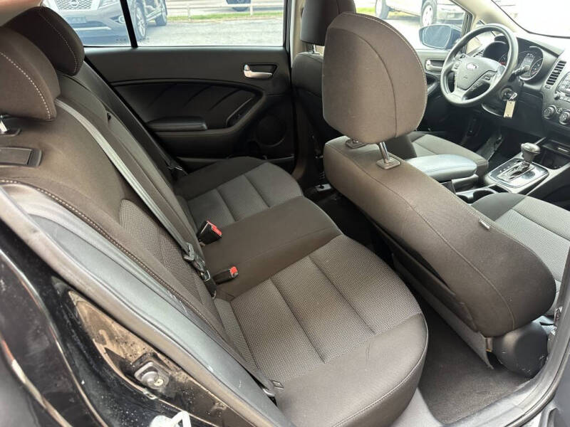 2018 Kia Forte5 LX