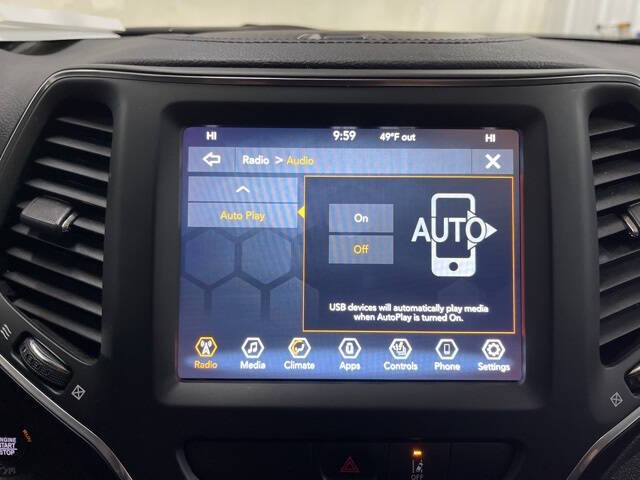 2022 Jeep Cherokee Latitude Lux