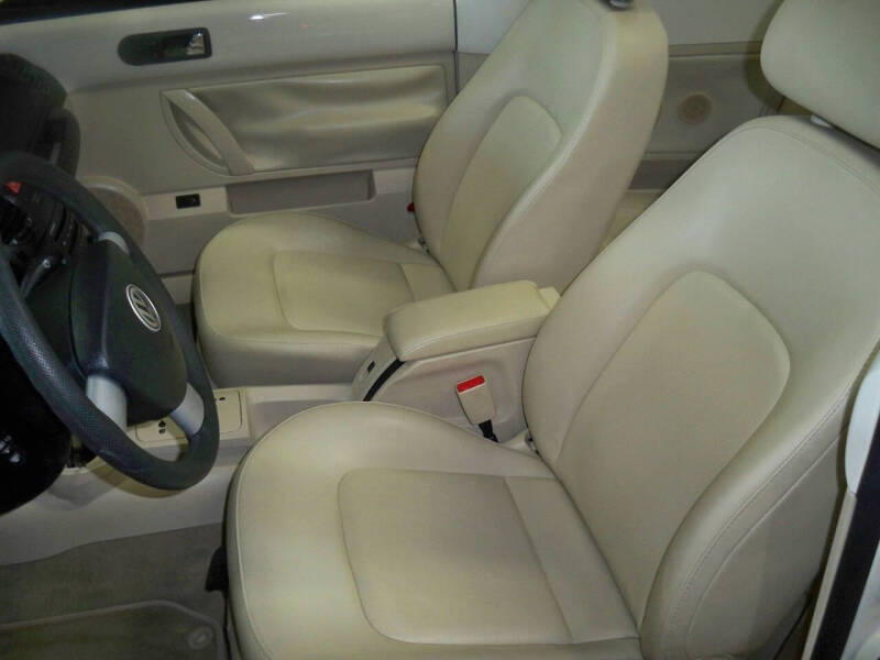 2005 Volkswagen New Beetle Convertible GLS