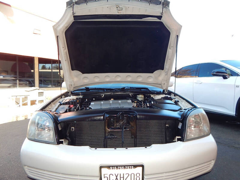 2004 Cadillac DeVille