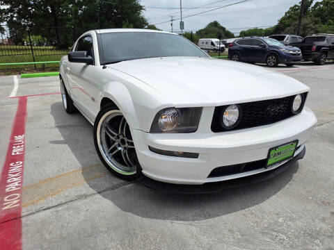 2007 Ford Mustang GT Deluxe