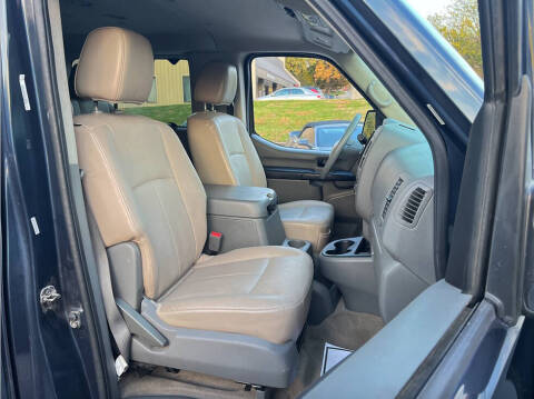 2016 Nissan NV 3500 HD SL