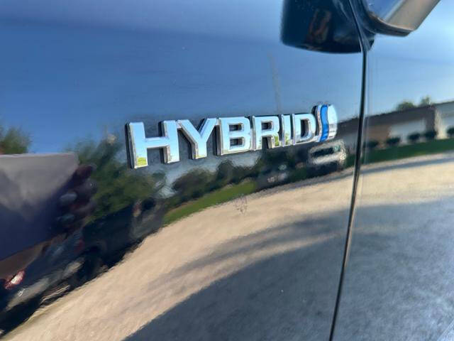 2012 Toyota Prius v Five