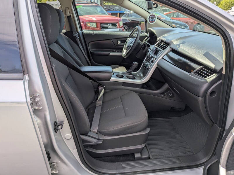 2013 Ford Edge SE