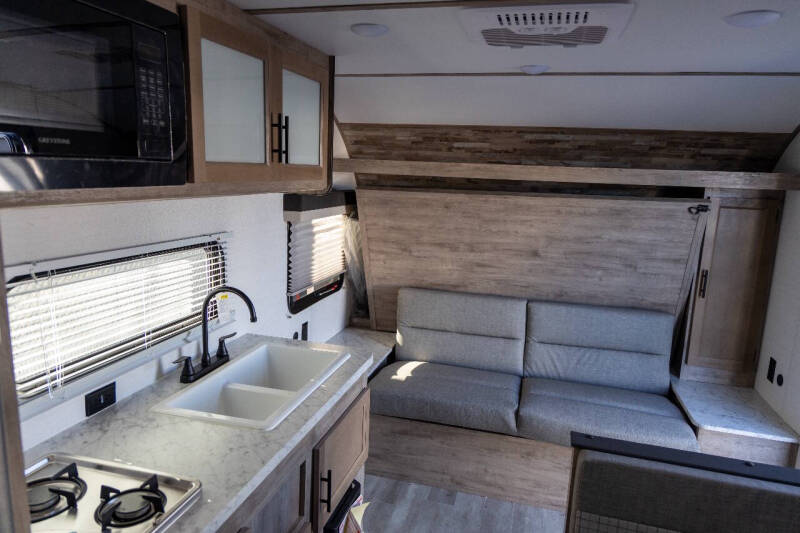 2025 Gulfstream Innsbruck