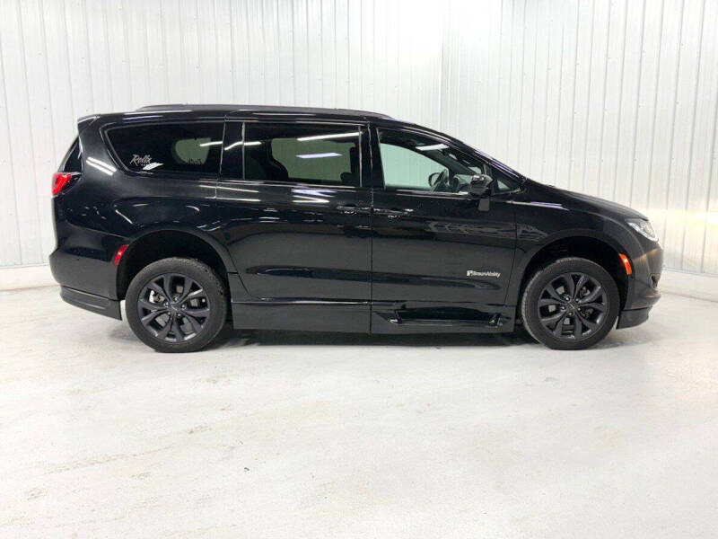 2020 Chrysler Pacifica