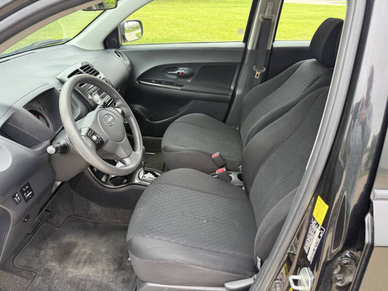 2010 Scion xD