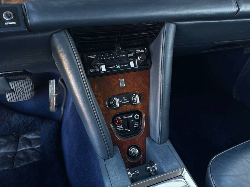 1976 Rolls-Royce Silver Shadow