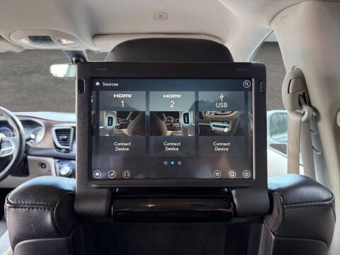 2018 Chrysler Pacifica Touring L Plus