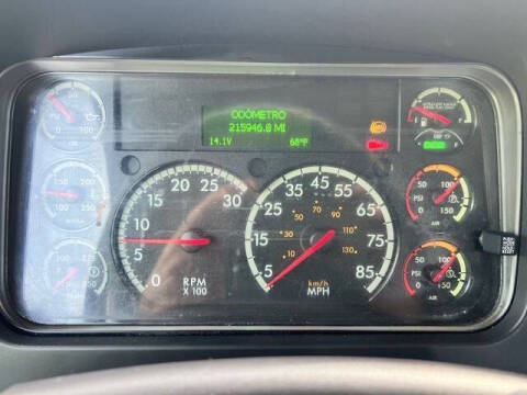 2021 Freightliner M2 106