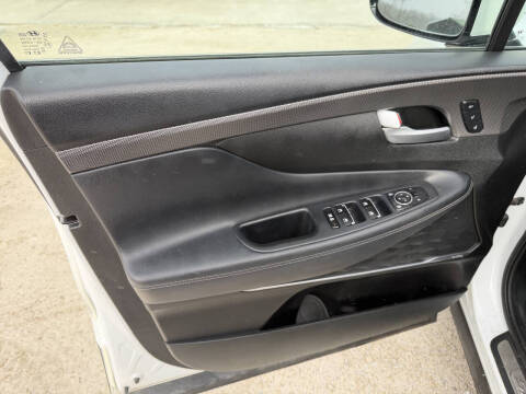 2019 Hyundai Santa Fe Ultimate 2.4L