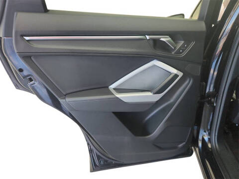 2023 Audi Q3 quattro S line Prem Plus 45 TFSI