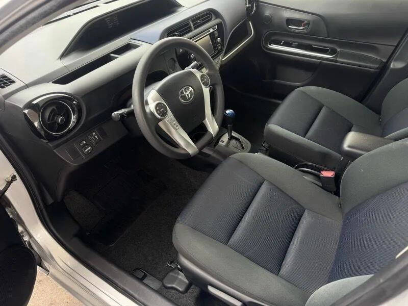 2015 Toyota Prius c