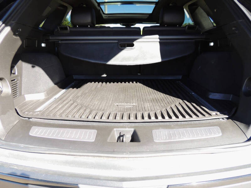 2020 Cadillac XT5 Sport