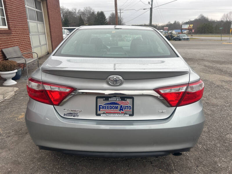 2015 Toyota Camry SE