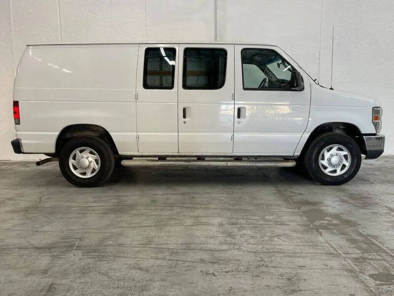 2014 Ford E-Series E-250