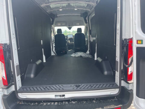 2025 Ford Transit 250