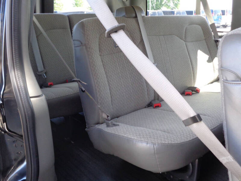 2018 Chevrolet Express LS 2500