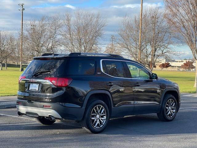 2017 GMC Acadia SLT-1