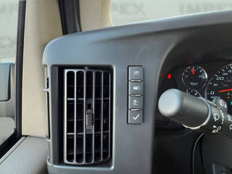 2026 Chevrolet Express 2500