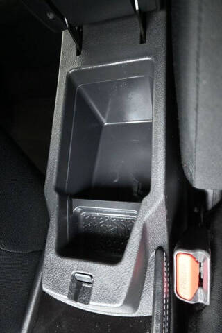 2022 Nissan Kicks SR