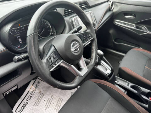 2021 Nissan Versa SR