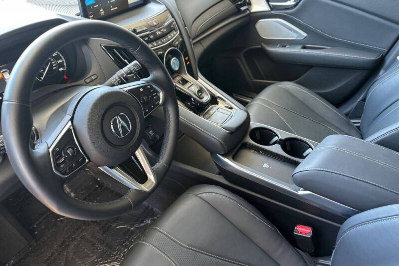 2025 Acura RDX SH-AWD w/Tech