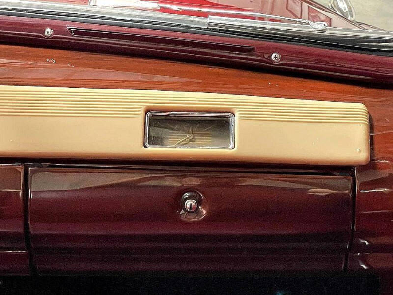 1941 Ford Super Deluxe