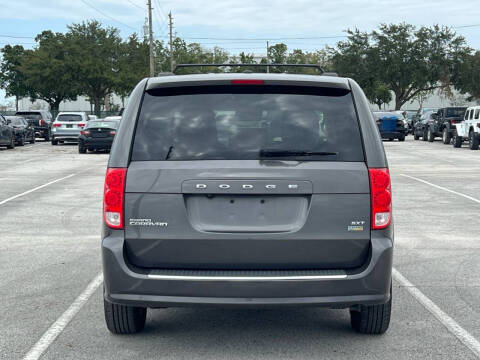 2016 Dodge Grand Caravan SXT