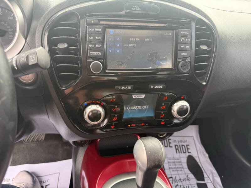 2015 Nissan JUKE SL