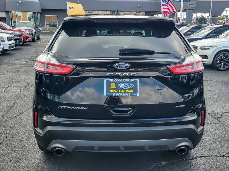 2024 Ford Edge Titanium