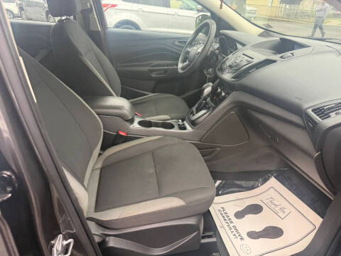 2015 Ford Escape S
