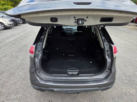 2016 Nissan Rogue SV