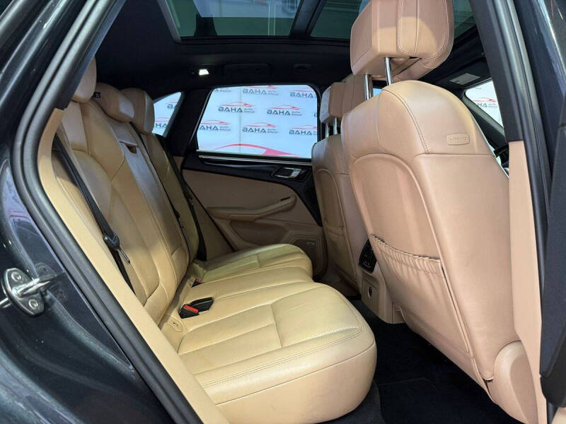 2020 Porsche Macan