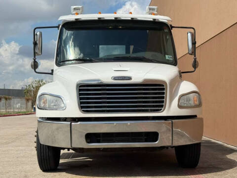 2016 Freightliner M2 106