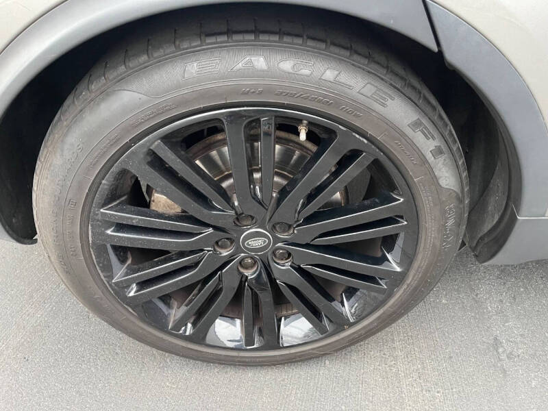 2017 Land Rover Discovery First Edition