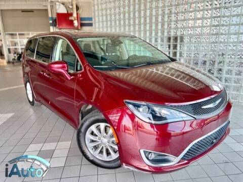 2019 Chrysler Pacifica for sale at iAuto in Cincinnati OH