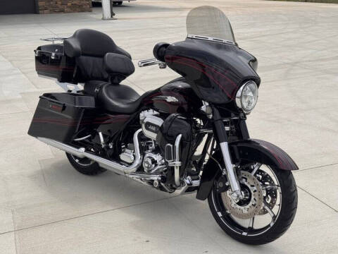 2011 Harley-Davidson Street Glide CVO