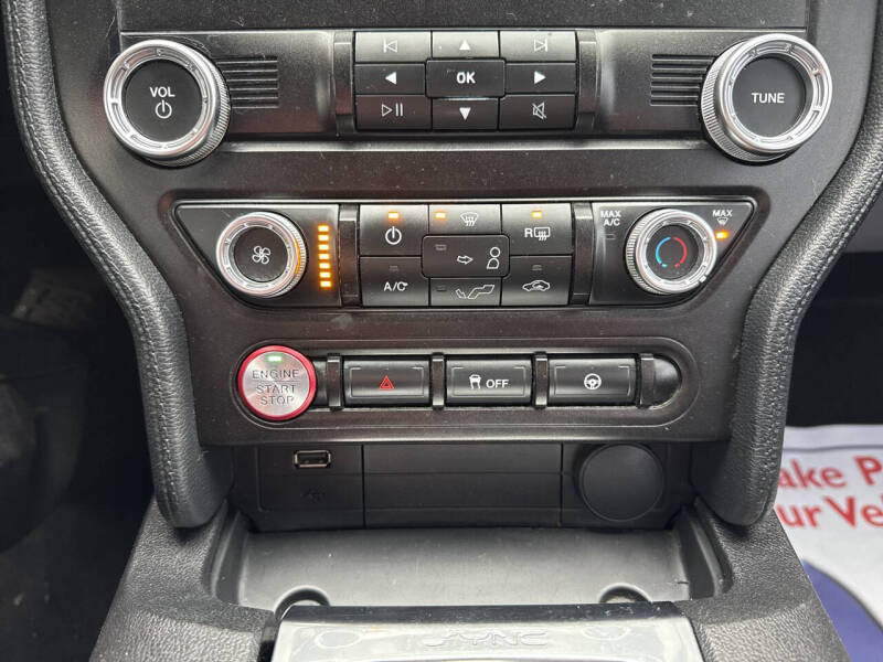 2019 Ford Mustang EcoBoost