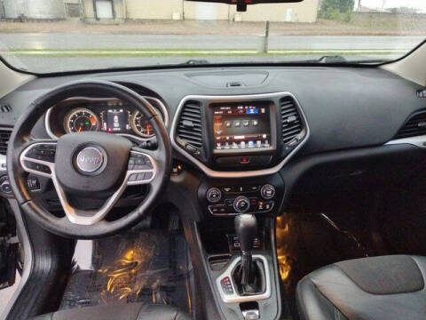 2018 Jeep Cherokee Latitude Plus