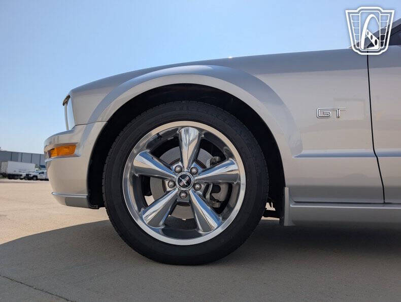 2005 Ford Mustang