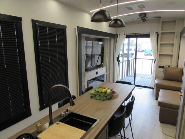 2025 Forest River 38 VERANDA