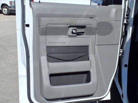 2011 Ford E-Series E-250